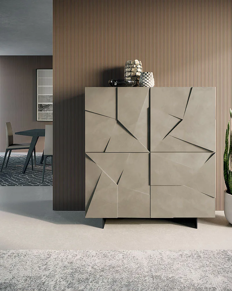 Высокий модуль Concrete: четыре распашные дверцы с гранёным рельефом в тёплом сером цвете с фактурой под бетон, тёмные опоры