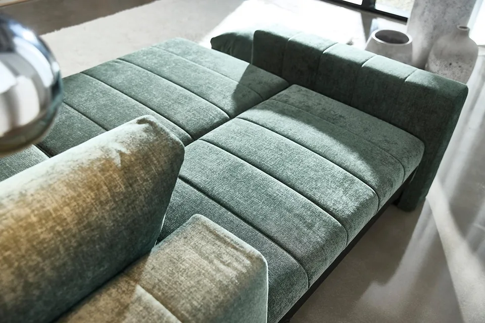 Диван-кровать Akello Sofa Bed Chaise With Arms, Innovation Living, в интерьере