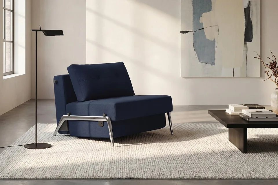 Кресло-кровать Cubed 90 Alu Chair, Innovation Living, в интерьере