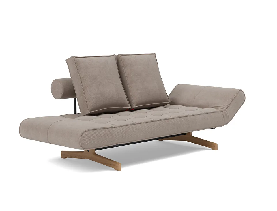 Кушетка Ghia Wood Daybed, Innovation Living, в положении для отдыха — вид в три четверти