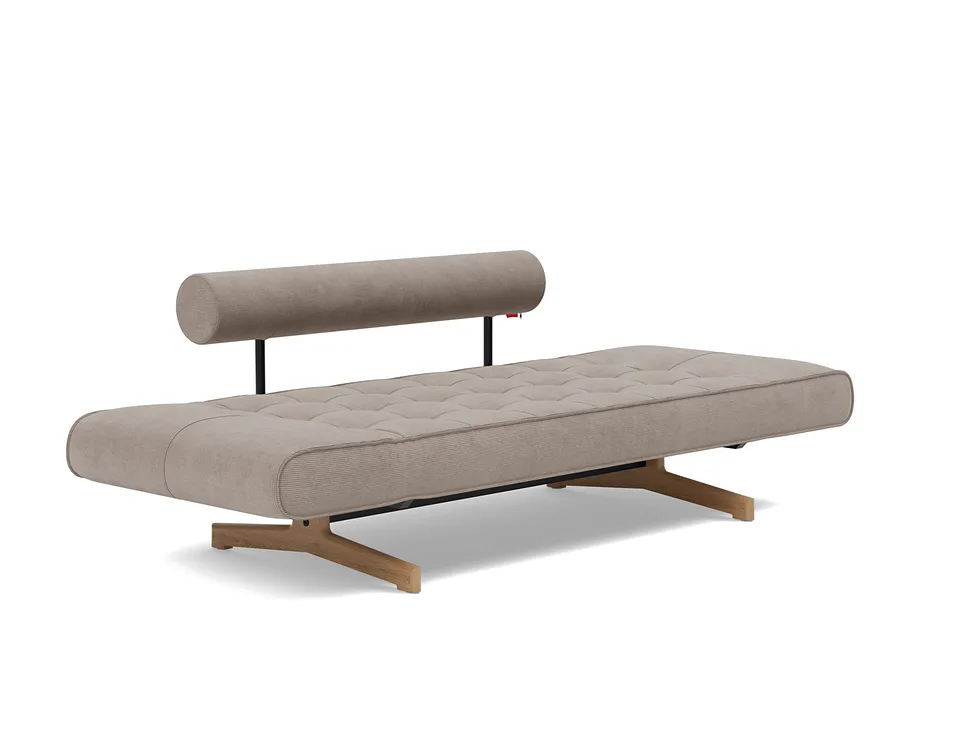 Кушетка Ghia Wood Daybed, Innovation Living, в разложенном виде — вид в три четверти