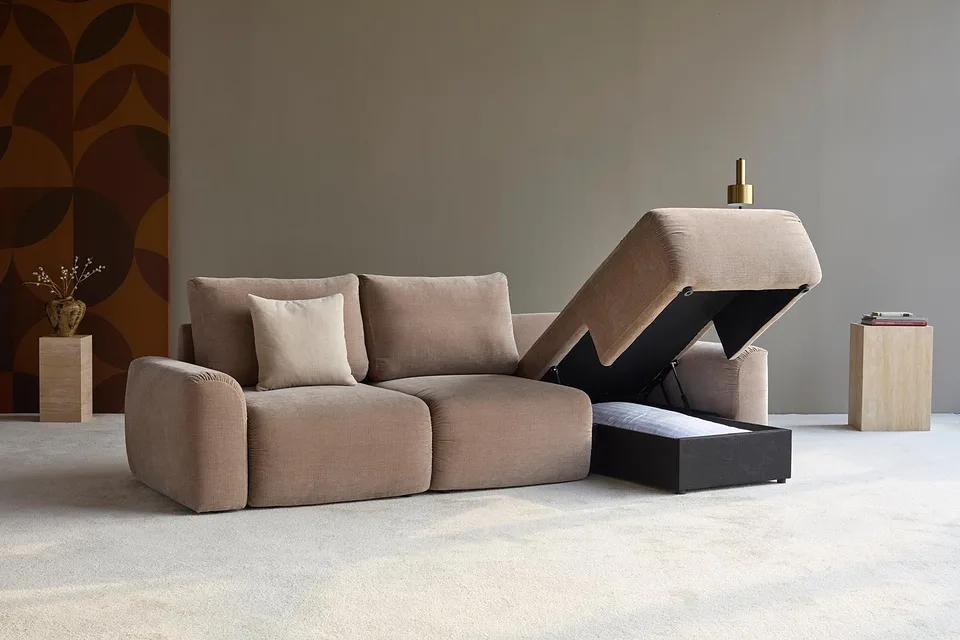 Диван-кровать Norum Sofa Bed Chaise With Chunky Arms, Innovation Living, в интерьере
