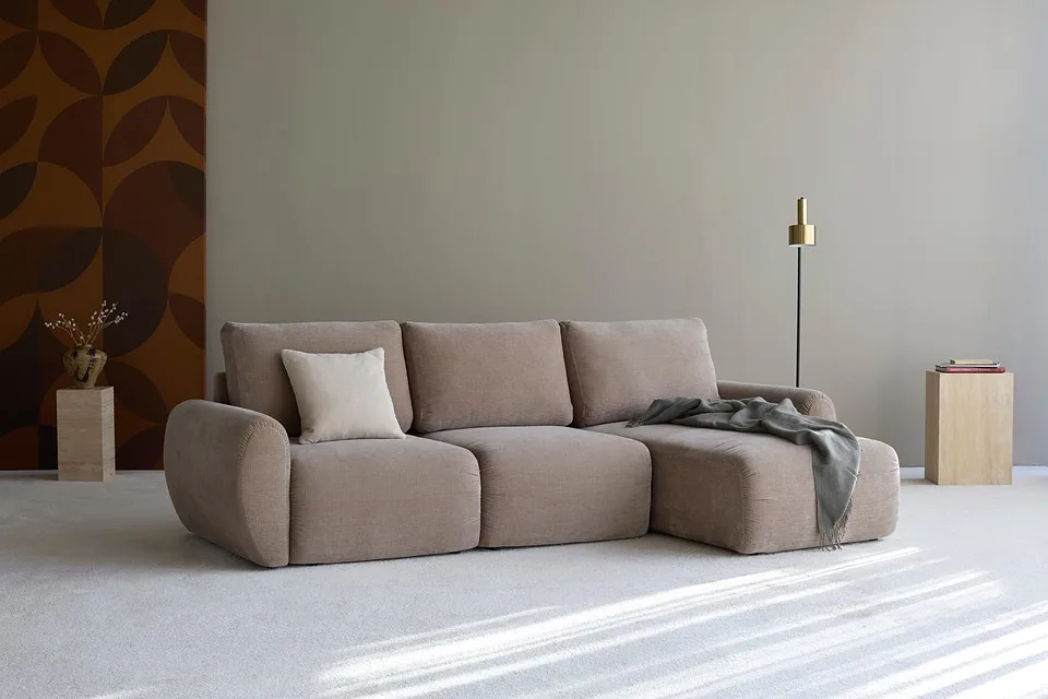 Диван-кровать Norum Sofa Bed Chaise With Curve Arms, Innovation Living, в интерьере