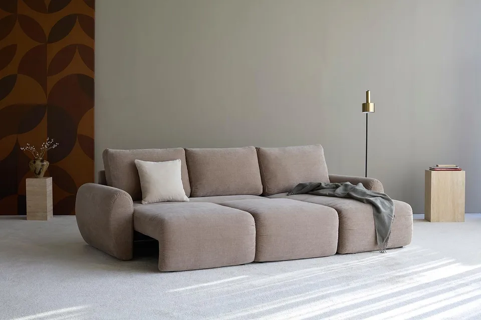 Диван-кровать Norum Sofa Bed Chaise With Curve Arms, Innovation Living, в интерьере