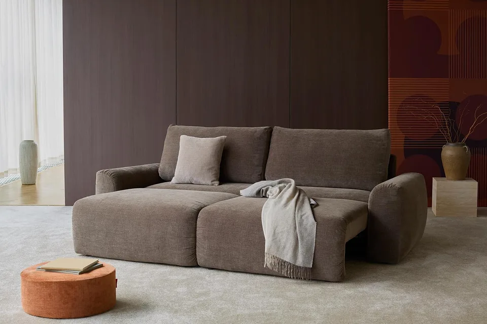 Диван-кровать Norum Sofa Bed With Chunky Arms, Innovation Living, в интерьере