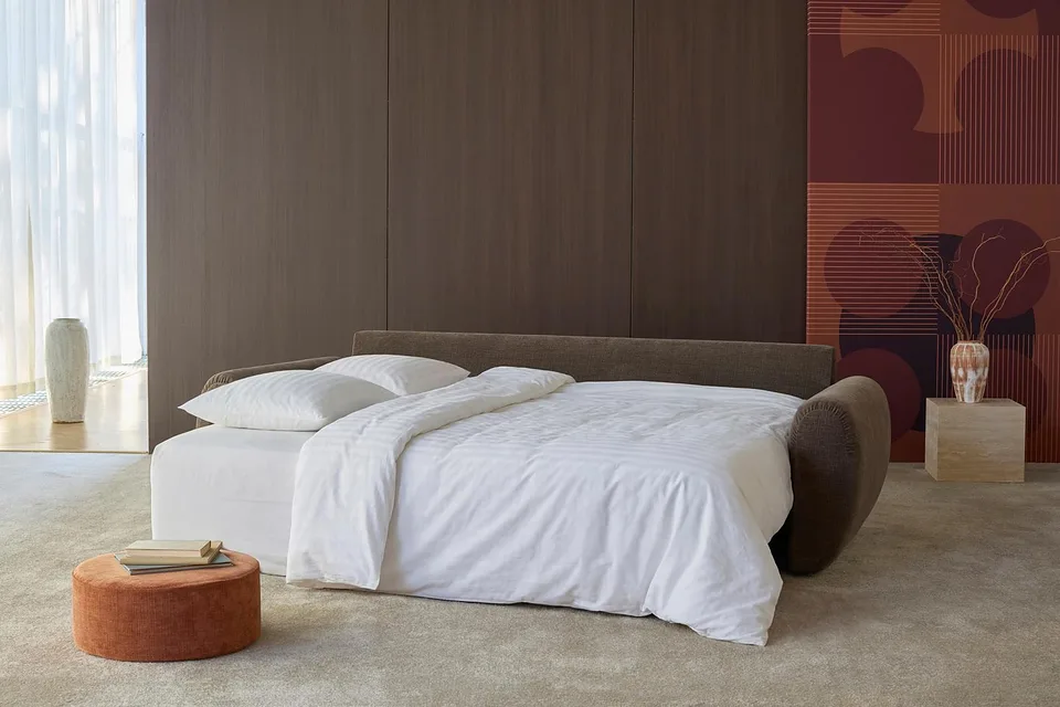 Диван-кровать Norum Sofa Bed With Curve Arms, Innovation Living, в интерьере