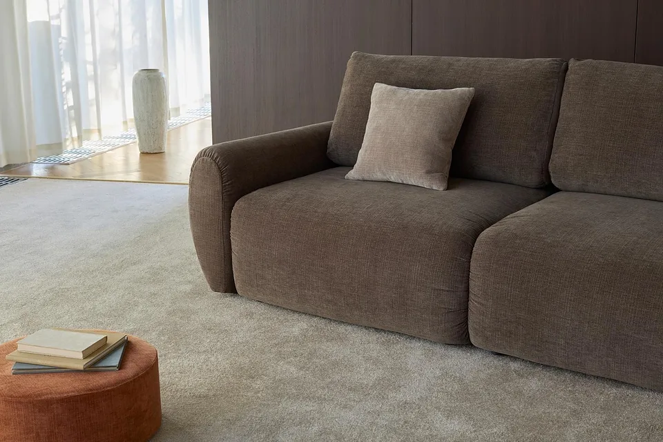 Диван-кровать Norum Sofa Bed With Curve Arms, Innovation Living, в интерьере