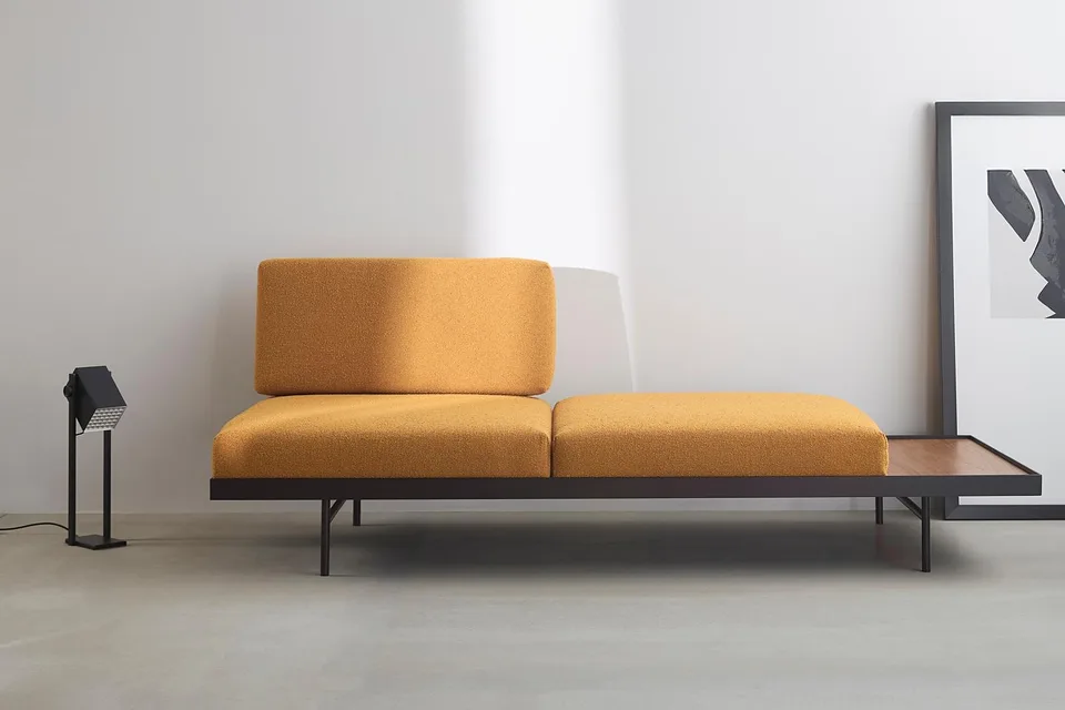 Кушетка Puri Daybed With Walnut Table в жёлтой обивке, Innovation Living, в интерьере