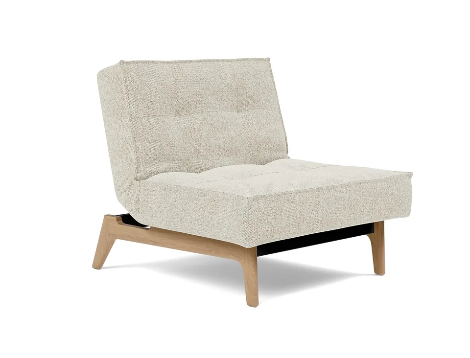 Кресло-кровать Splitback Eik Chair, Innovation Living, в положении кресла — вид в три четверти