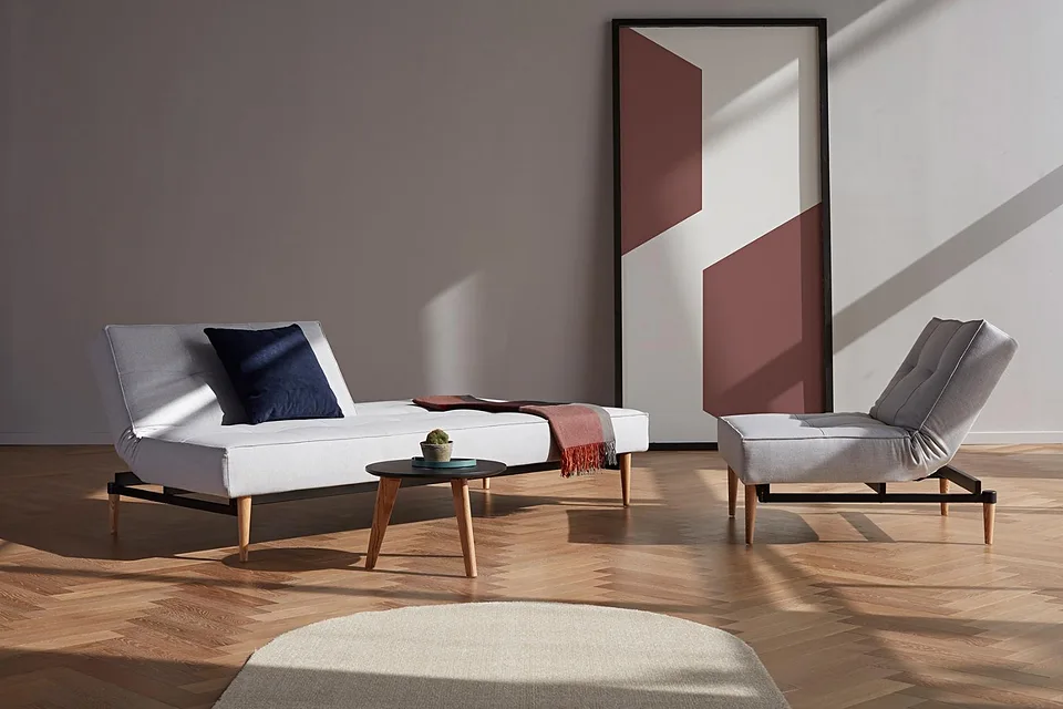 Кресло-кровать Splitback Styletto Chair, Innovation Living, в интерьере